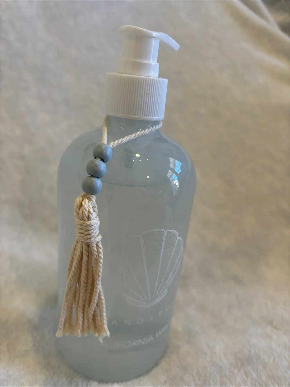 Sand +Fog Scented California Waves Hand Wash NWT 15.7oz Glass Pump
